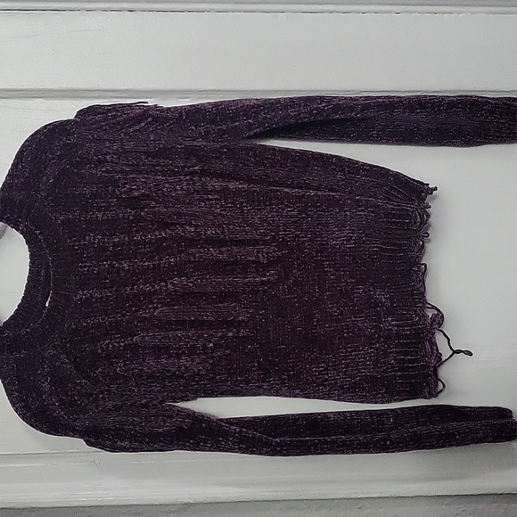 Purple Ruffle Pullover - Picture 2 of 8